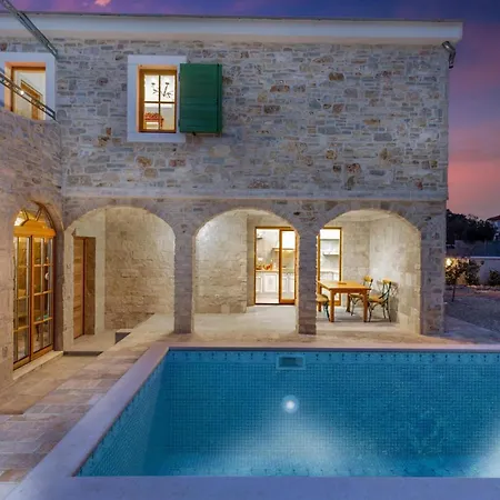 Holiday home Gorgeous In With Wifi