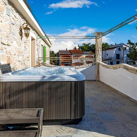 Gorgeous In With Wifi Holiday home *